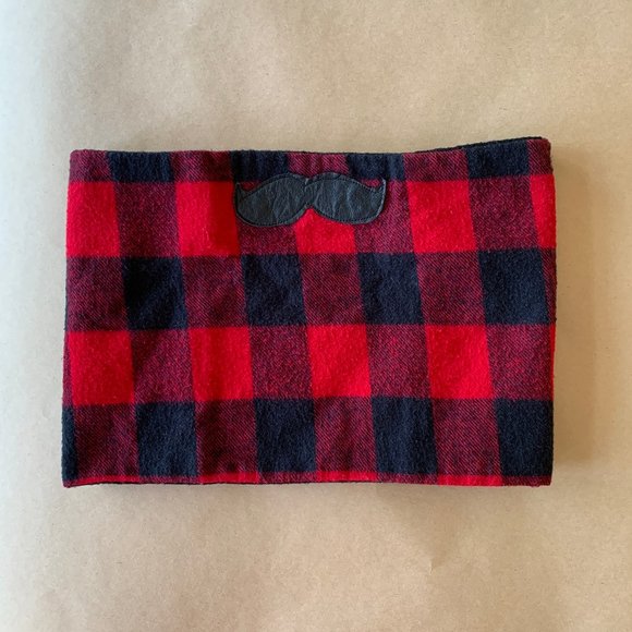 Hand Made Neck Warmer - Picture 6 of 7